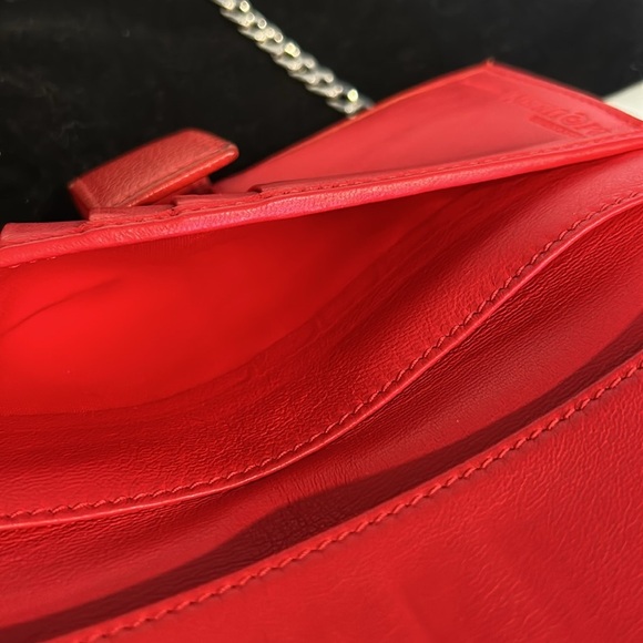 Authentic Alexander McQueen Skull Wallet / WOC - Picture 8 of 17